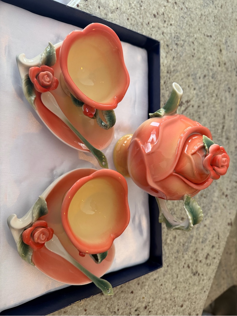 Sorelle Fine Porcelain Coral Rose Ceramic Teapot & Cup Set with Leaf Handles